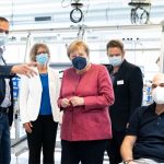 Merkel besuchte KNAUER Wissenschaftliche Geräte GmbH