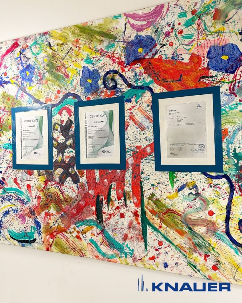 KNAUER EN ISO 13485 certified