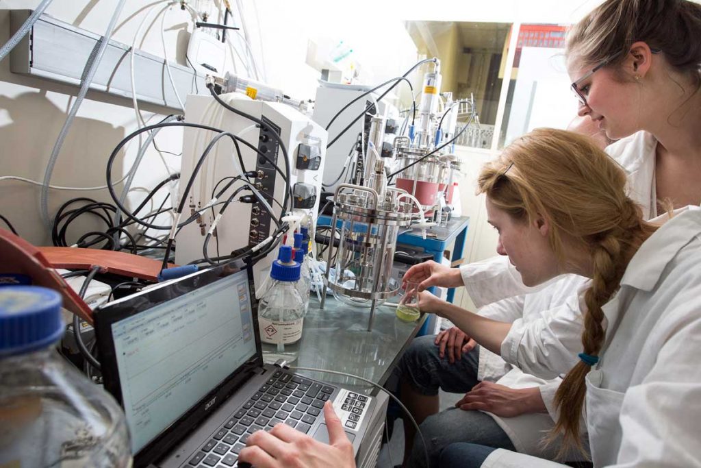 BHT: Neuer Forschungsverbund IMPACT